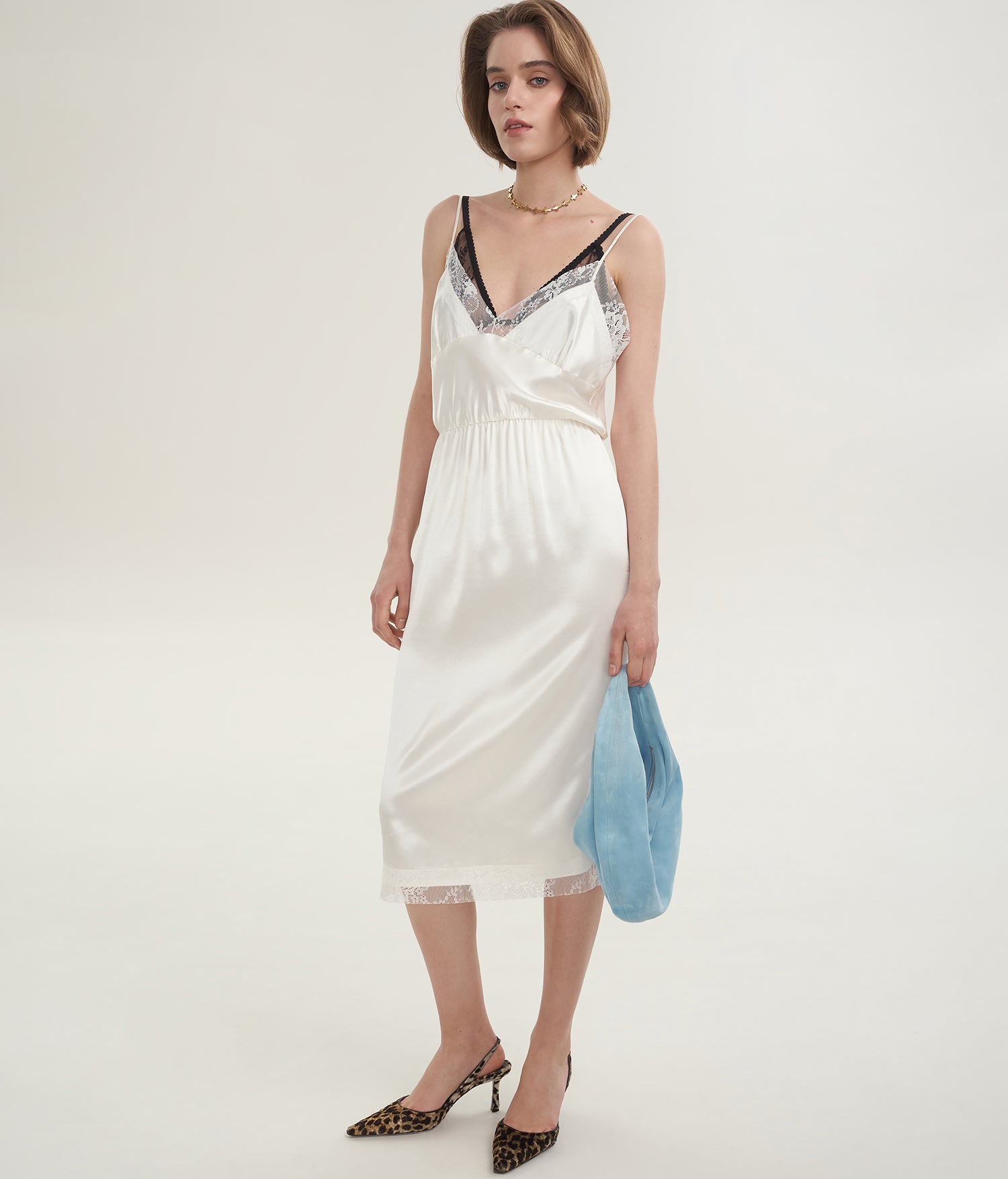 Сатинова сукня Negligee у Білому