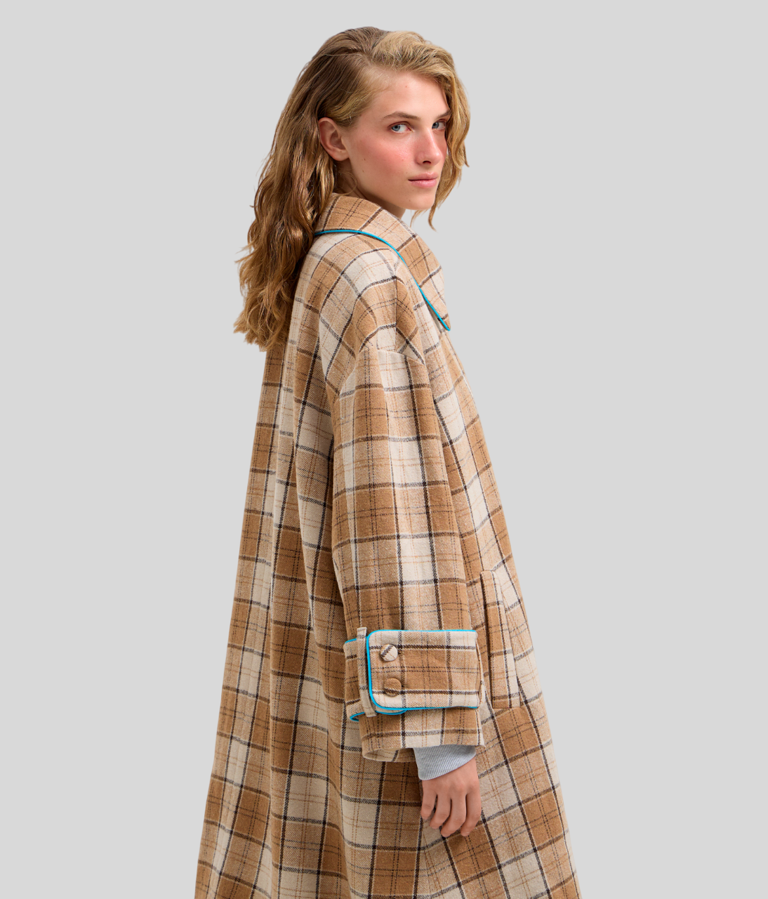 Пальто Agatha